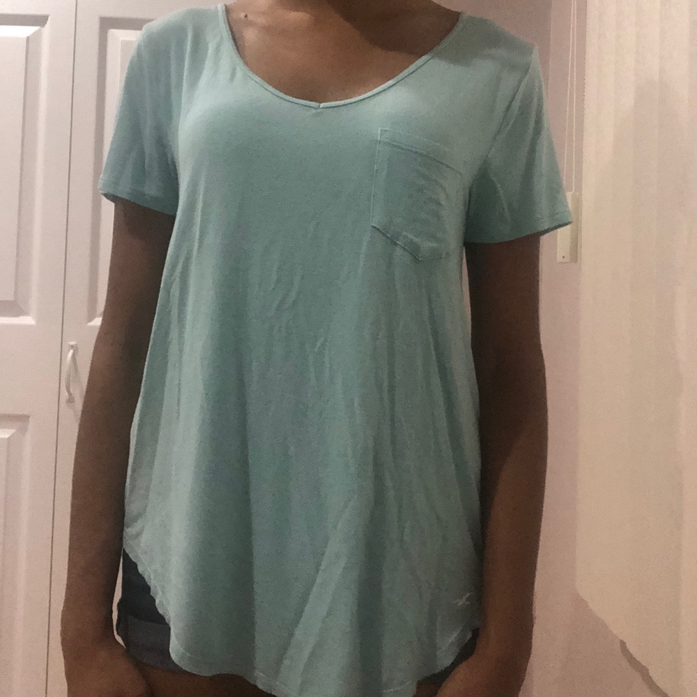 Hollister mint green tee